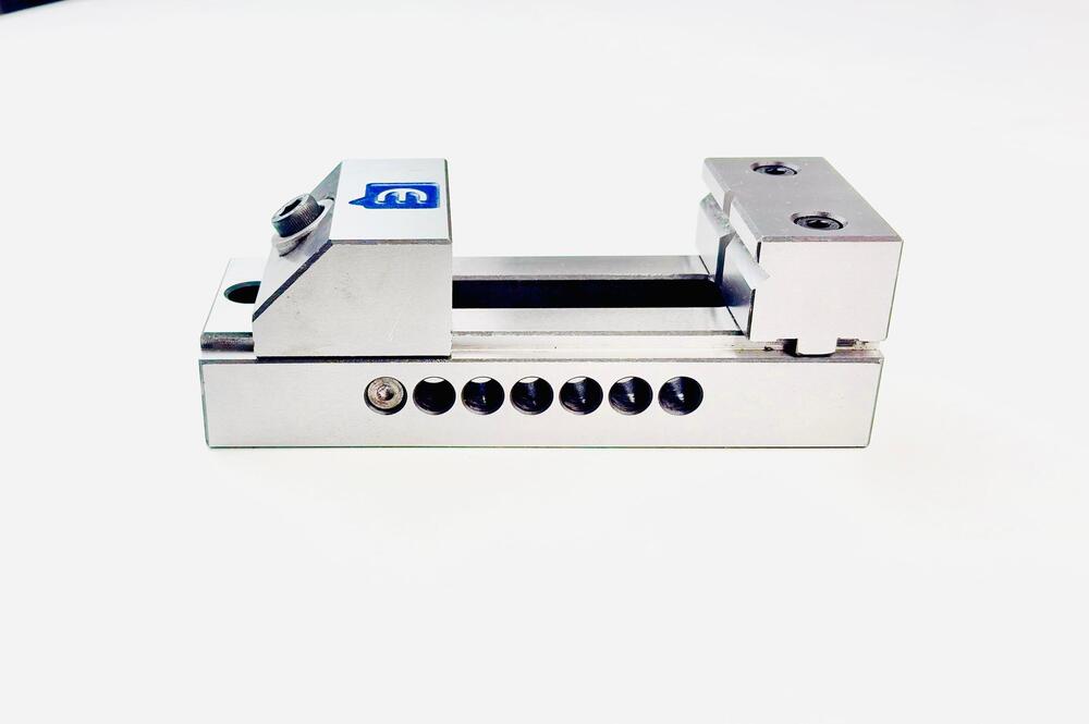 Surface Grinding Vise - Application: Machinery