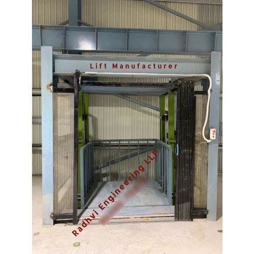 Industrial Goods Lift