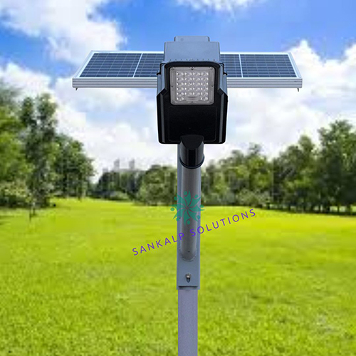 2-In-1 Solar Streetlight