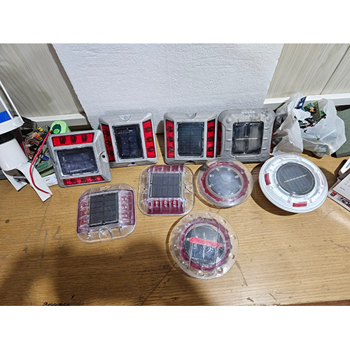 Solar Road Studs