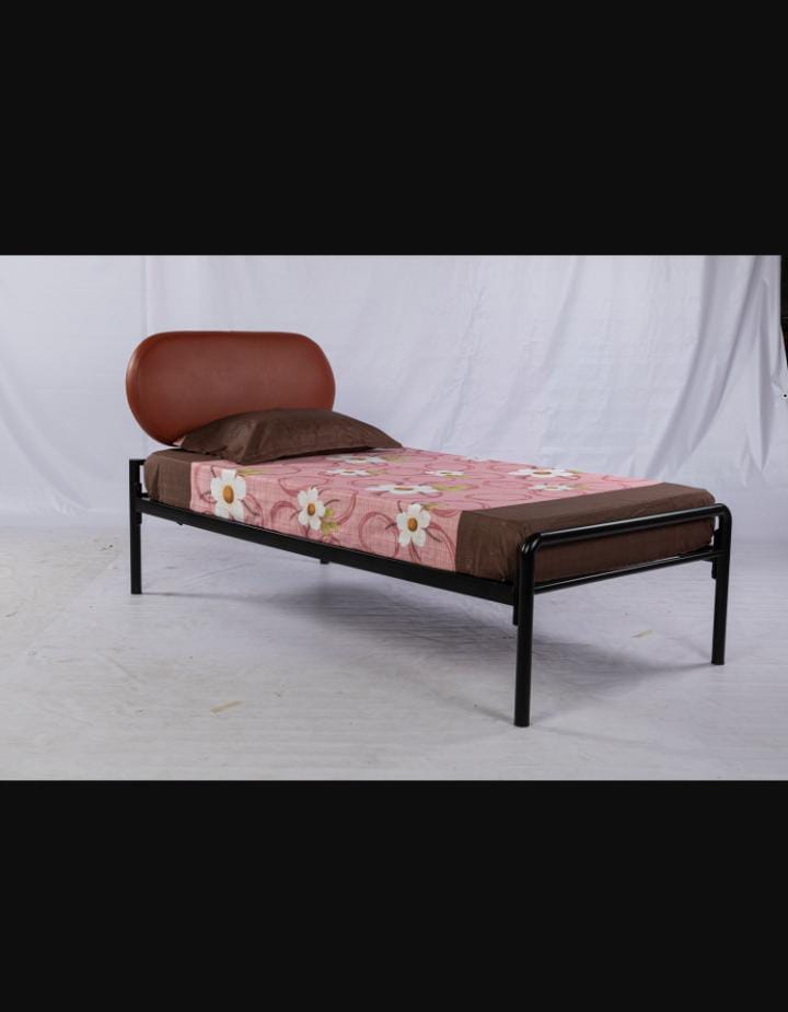 OM WOODS DB 762 6*3 BED 