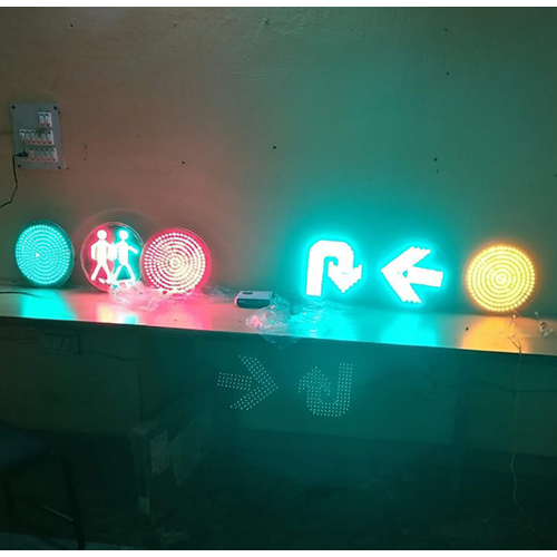 Directional Traffic Lights - Color: Multicolor