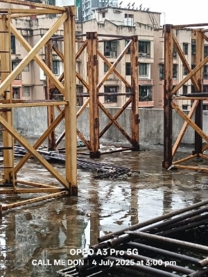 USED TOWER CRANE MAST