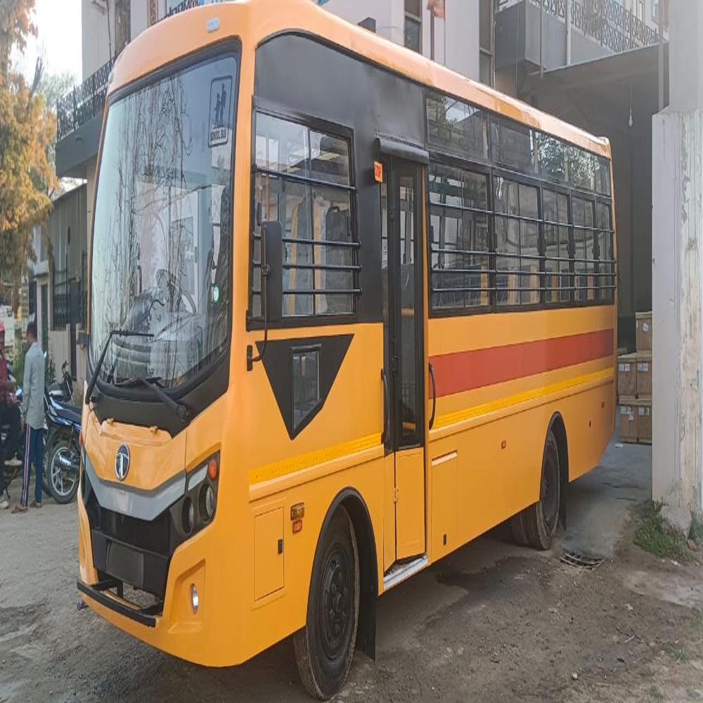 School Bus Marco Polo - Color: Orange