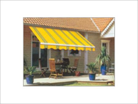 छत पर तिरछी छाया