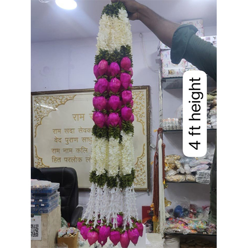 4 Ft Height Wall Hanging - Color: Multicolor