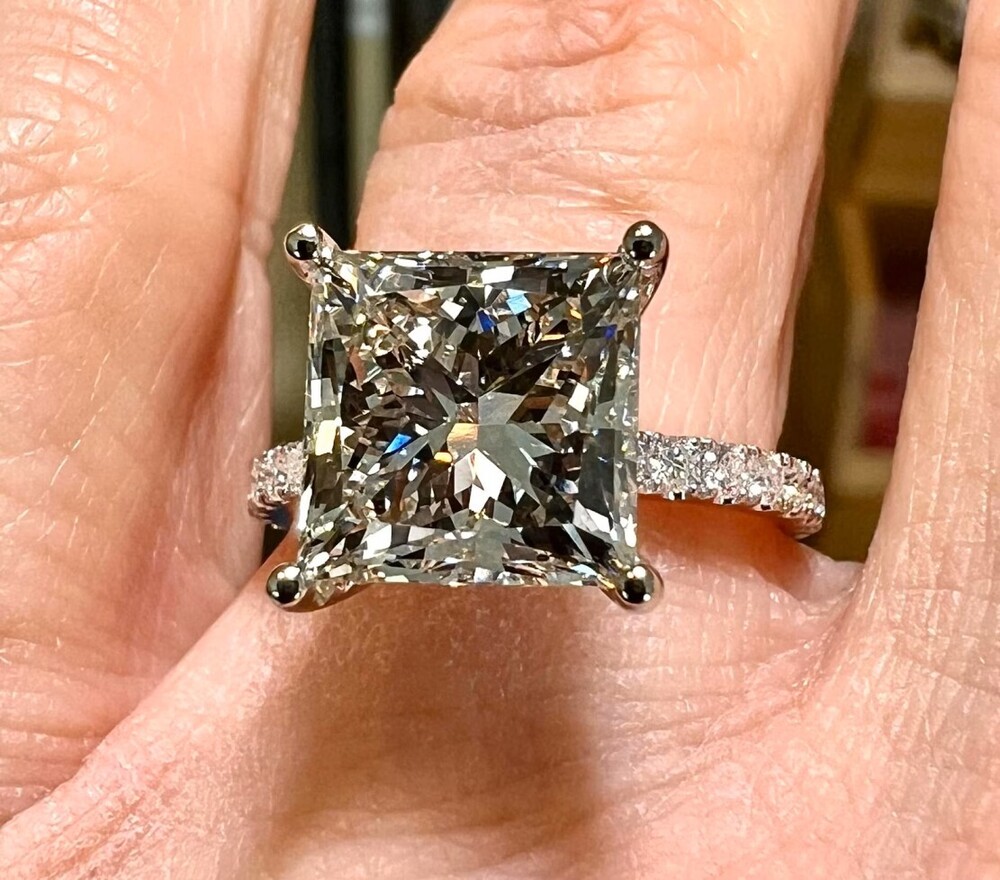 Platinum 6CT Princess Cut G VS1 2EX Lab Grown Diamond Halo Engagement Ring