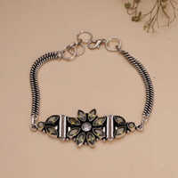 Faceted Peridot Color Floral Design Silver Plated Adjustable Bracelet For Daily Wear - Feature: Fashion