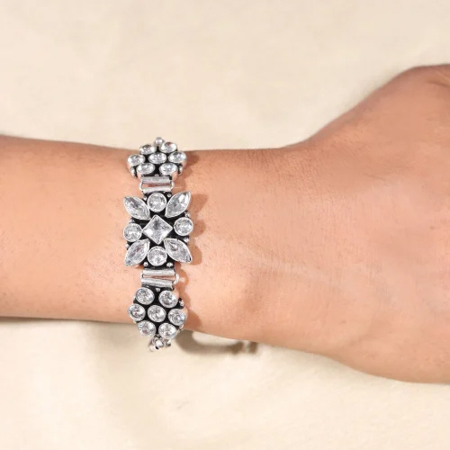 Vintage Crystal Bracelet With Silver look Finish Gift For Women and Girls