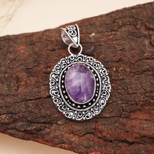Oxidized Silver Pendant With Chain Natural Amethyst Stone Vintage Ethnic Jewelry - Hardness: Rigid