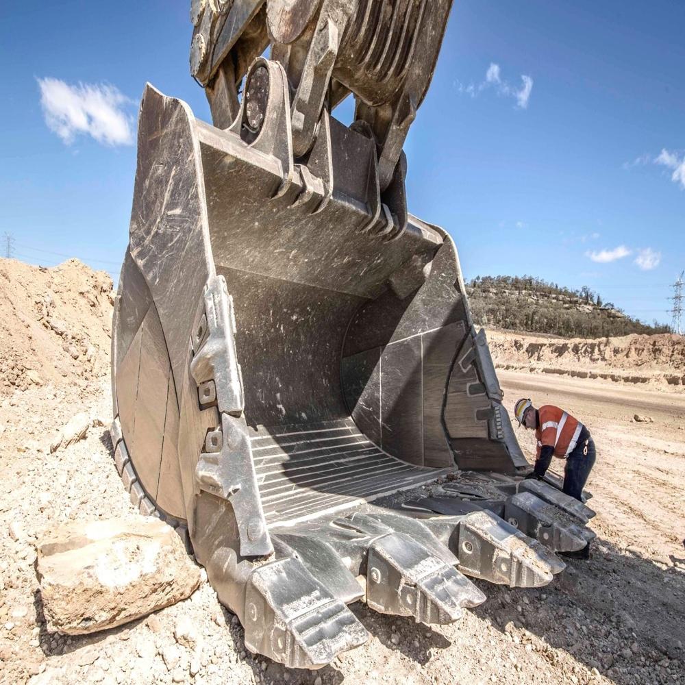 Excavator Mining Buckets - Automatic Grade: Manual