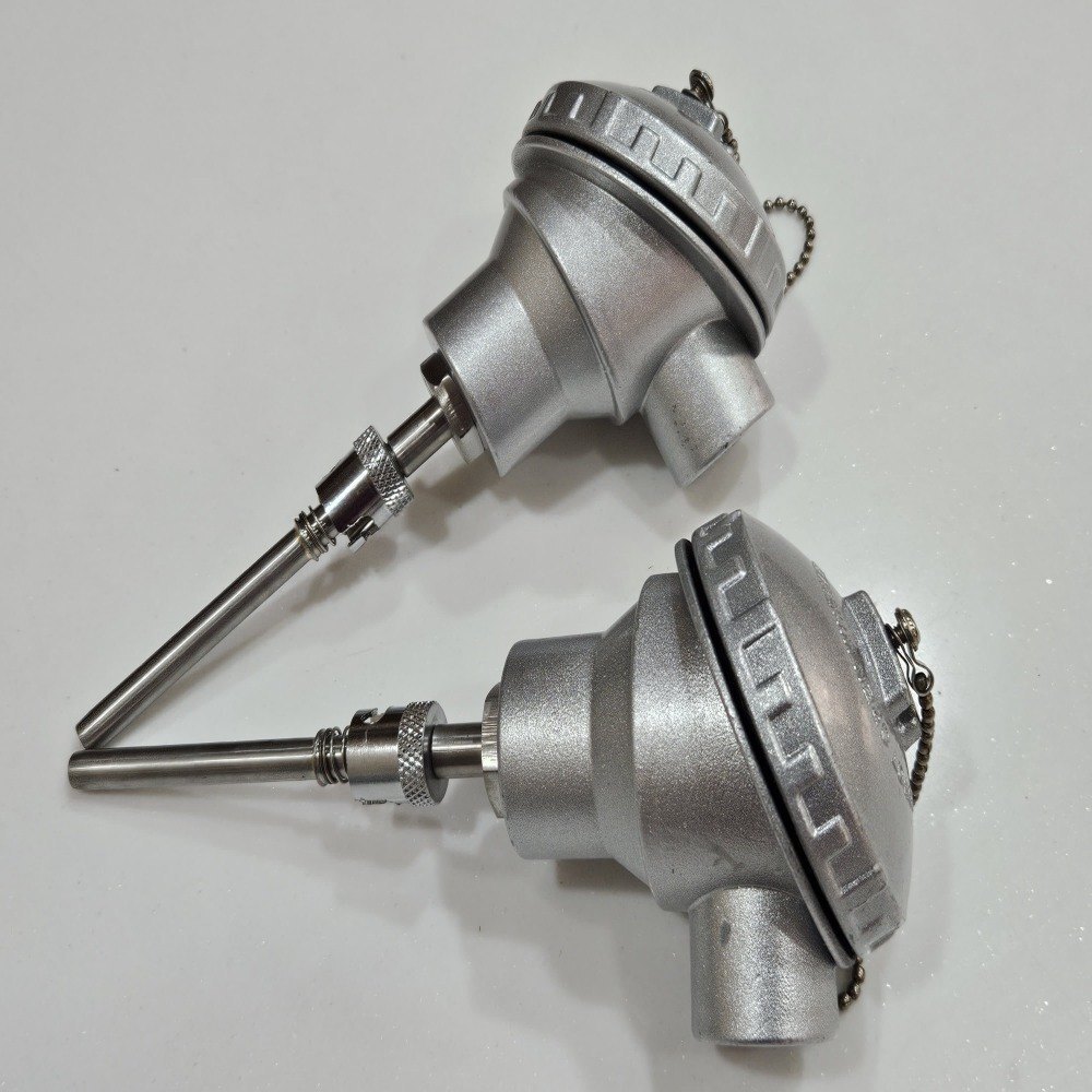 Head Type Thermocouple - Accuracy: Class 1 (+/- 1.5 Deg C Or +/- 0.4%) %