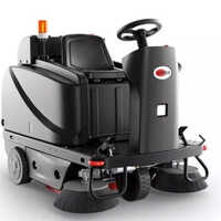 700 mm Ride On Sweeper