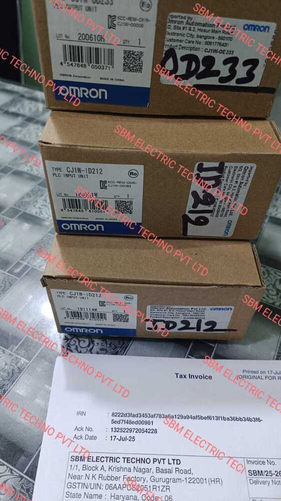 OMRON PLC INPUT UNIT, CJ1W-ID212