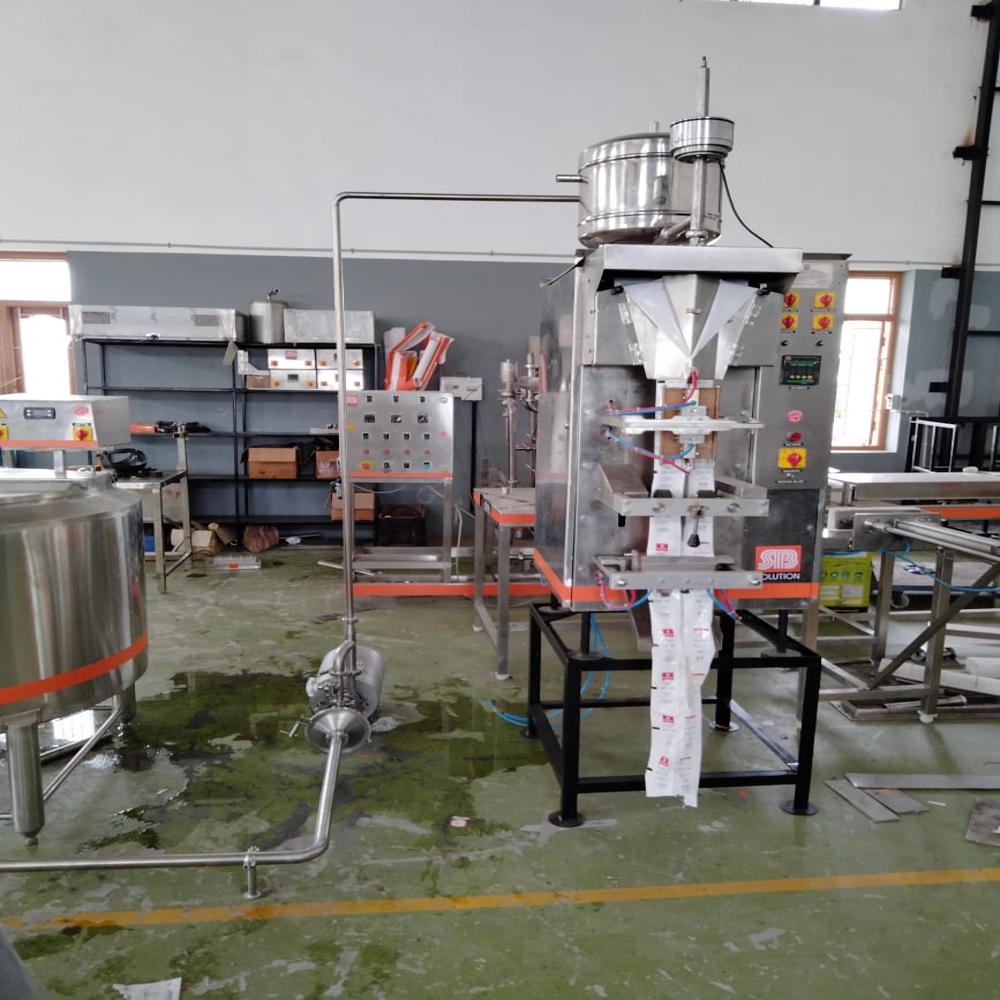 Milk Packaging Machine - Application: Juice Processing Plant