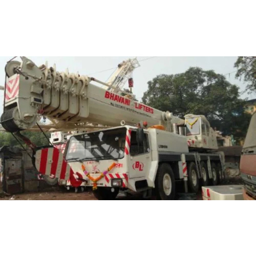 130 Ton Hydraulic Telescopic Crane Rental Service