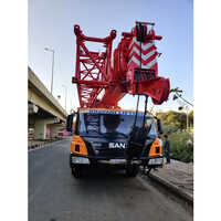 80 Ton Telescopic Hydraulic Crane Rental Services