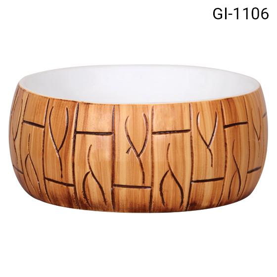Basin with flat bottom
