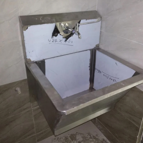 Multi-Station Wall Mounted Surgical Scrub Sink Station