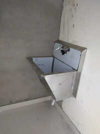 Multi-Station Wall Mounted Surgical Scrub Sink Station