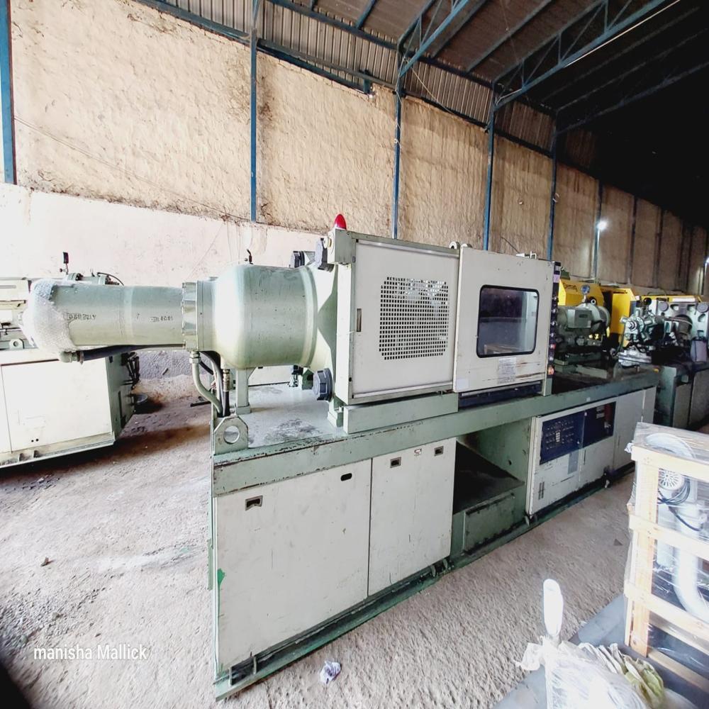 Used Nissei 180 Ton Injection Moulding Machine - Clamping Force: 1800 Kilonewton (Kn)