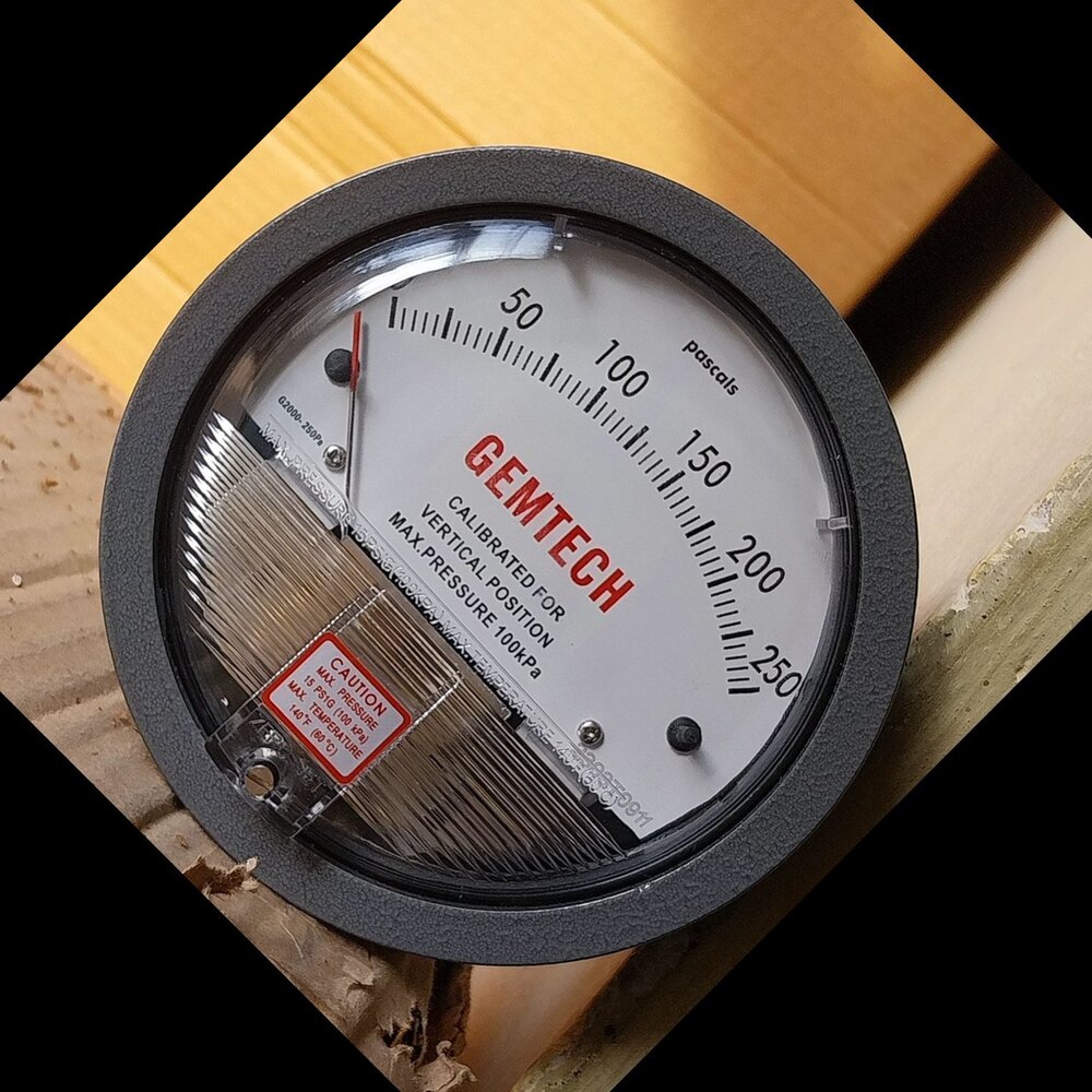 Wholesaler Gemtech Differential Pressure Gauge From Dantan West Bengal