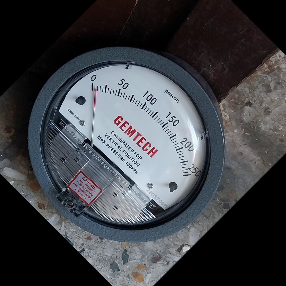 Model G2002-SP GEMTECH Differential Pressure Gauge Range 0-2 Inch W.C.