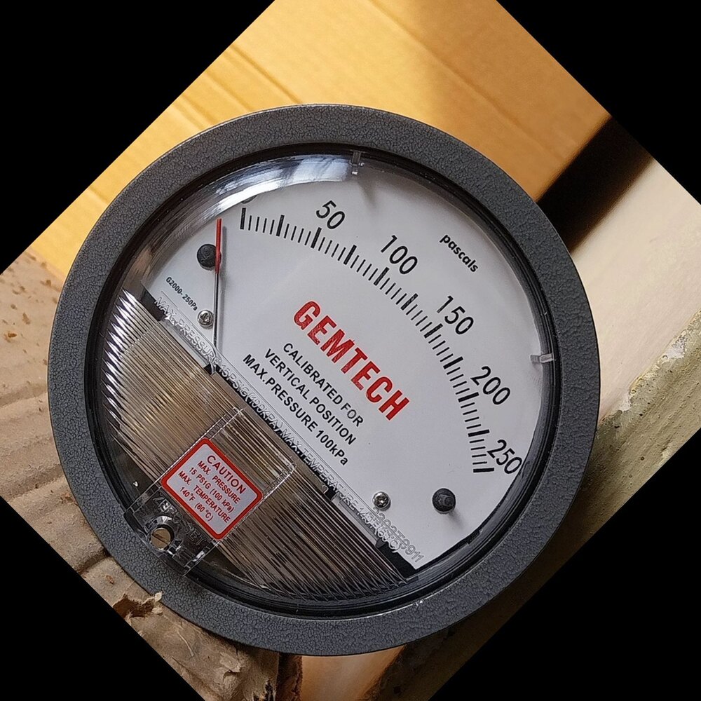 Model G2002-SP GEMTECH Differential Pressure Gauge Range 0-2 Inch W.C.