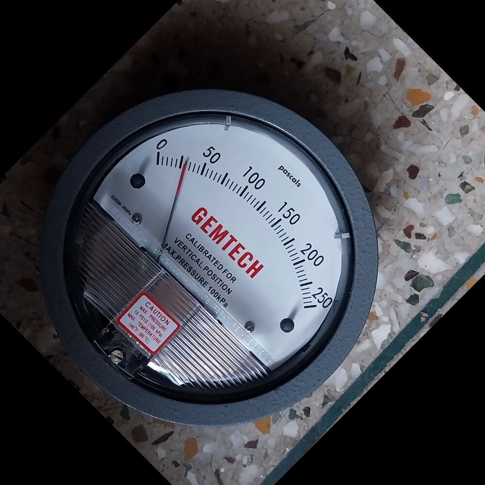 Model G2002-SP GEMTECH Differential Pressure Gauge Range 0-2 Inch W.C.