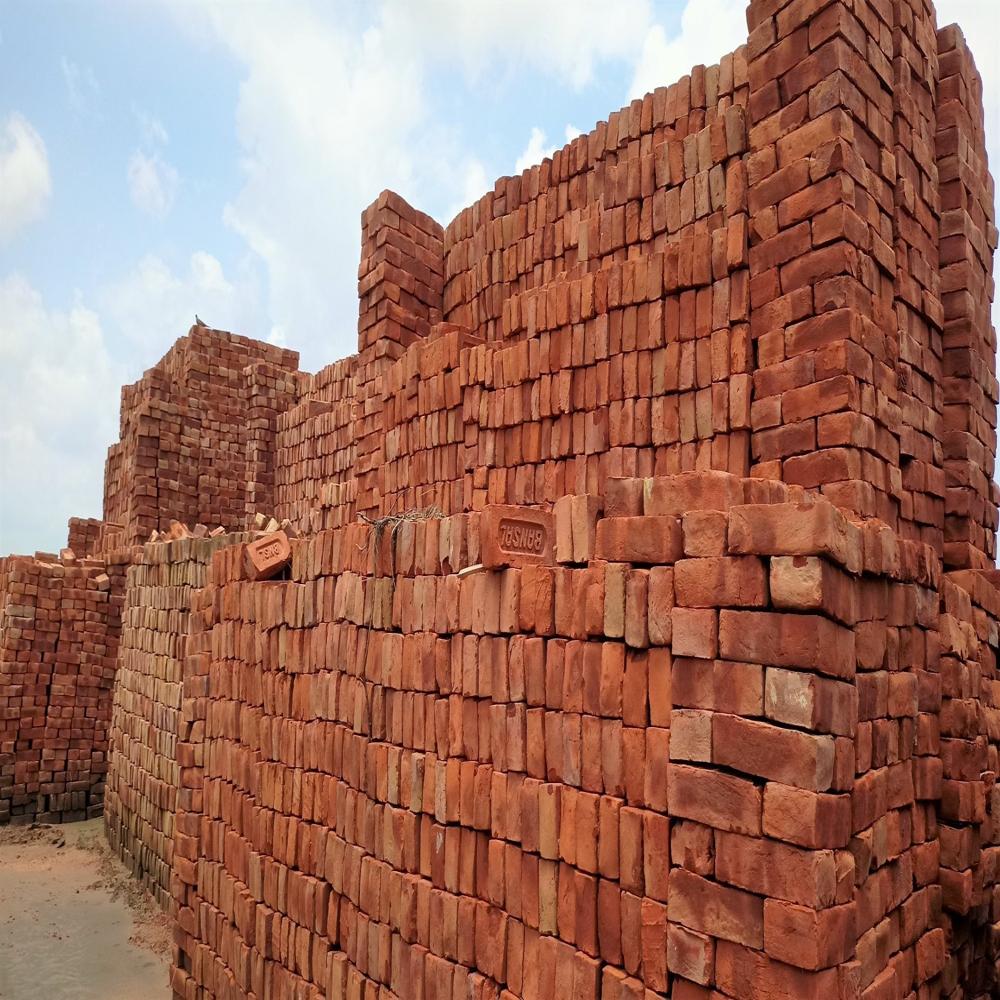 Red Bricks - Compressive Strength: 8 Pounds Per Square Inch (Psi)