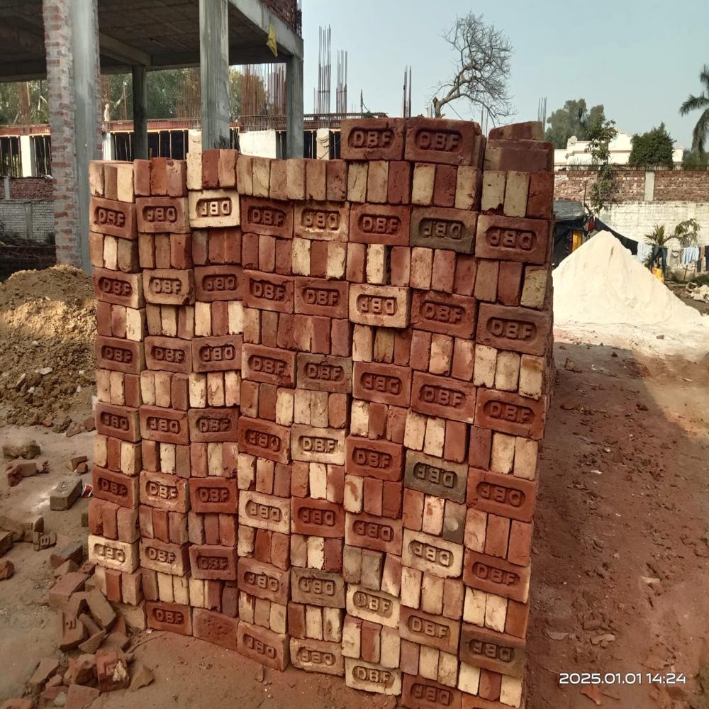 Red Bricks - Compressive Strength: 8 Pounds Per Square Inch (Psi)