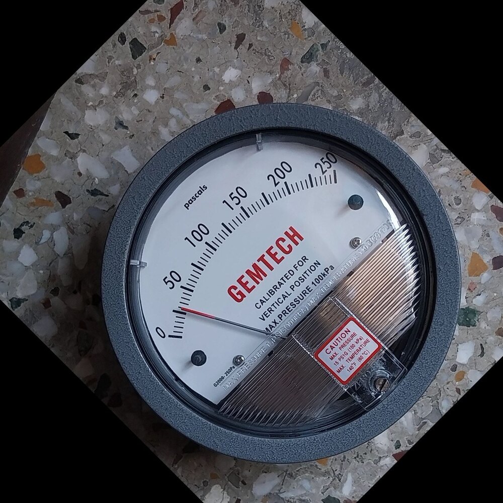 GEMTECH SERIES G2002-SP Differential Pressure Gauge Range 0-2 Inch W.C.