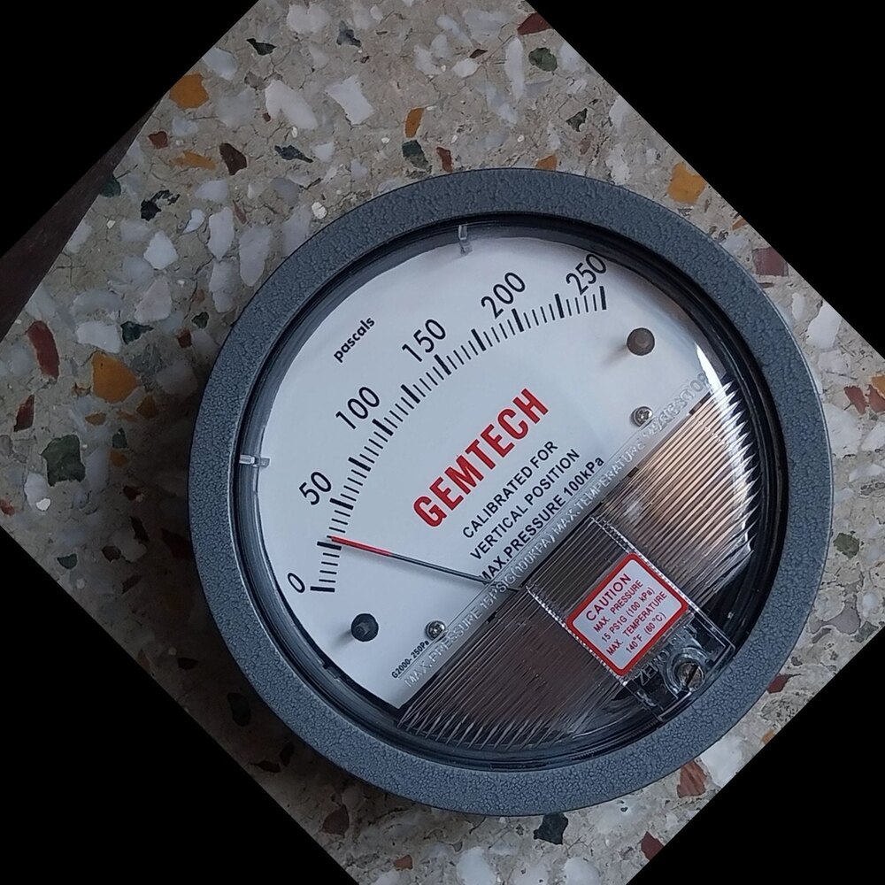 GEMTECH SERIES G2002-SP Differential Pressure Gauge Range 0-2 Inch W.C.