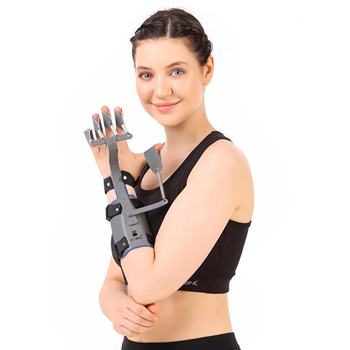 Dynamic Cock Up Splint With Finger Extension