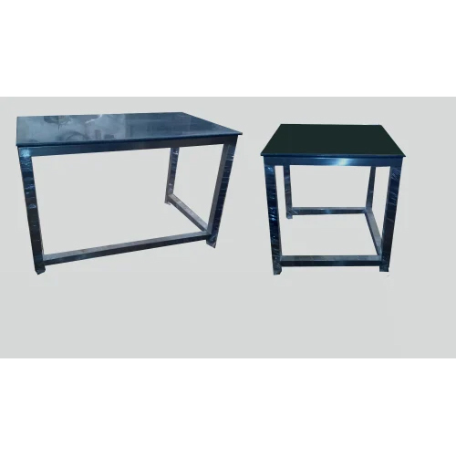 Laboratory Working Table - Color: Black