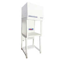 10 Amp Vertical Laminar Airflow - Color: White
