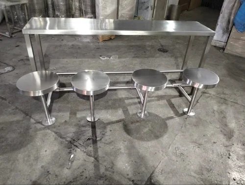 4 Seater Ss Dining Table - Application: Hotel