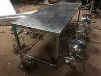 Restaurant Dining Table - Automatic Grade: Manual