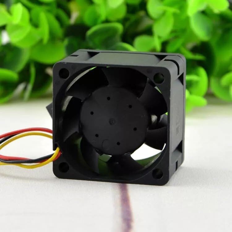 DELTA TFB0412EHN DC Brushless 12V=0.17A DC Cooling Fan 40 * 40 * 28mm 4-Wire