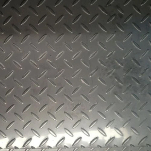 Stainless Steel Checkered Sheet - Color: Silver