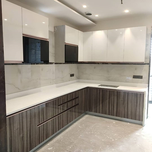 Customized Acrylic Modular Kitchens - Counter Top Size: 36 Inches