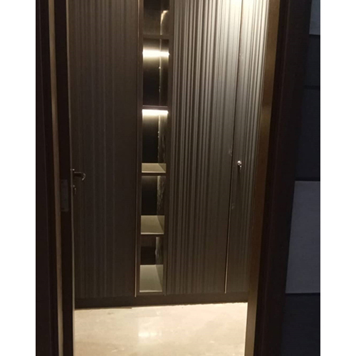 Membrane Wardrobe - Color: Transparent