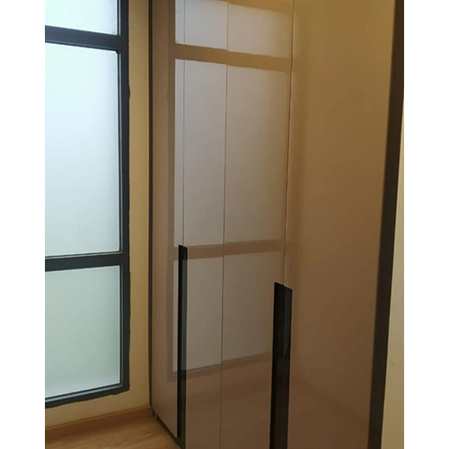 Membrane Wardrobe - Color: Transparent