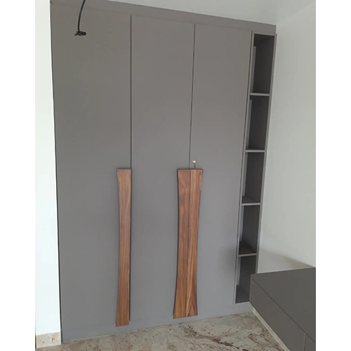 Laminated Wardrobe - Color: Transparent