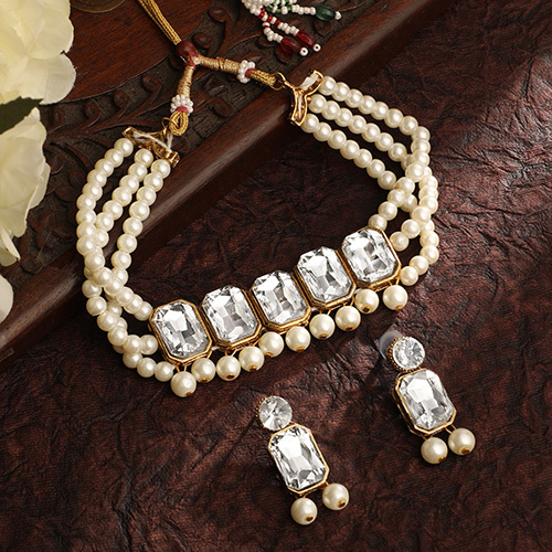 Alloy Golden And White Antique Choker Necklace Set