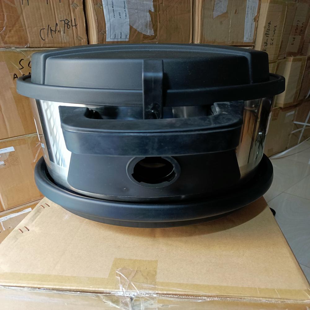 LC-101 Dry Vacuum Cleaner