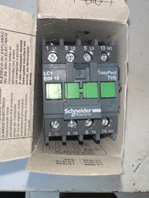 Schneider  LC1E0910