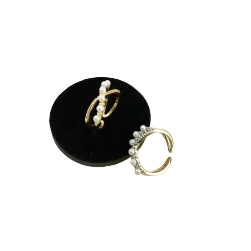 Fancy Diamond Ring - Color: Golden