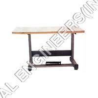 White Sewing Machine Table/Stand