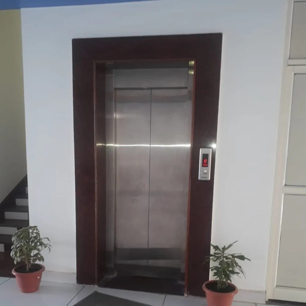 Passenger Elevator / Lift